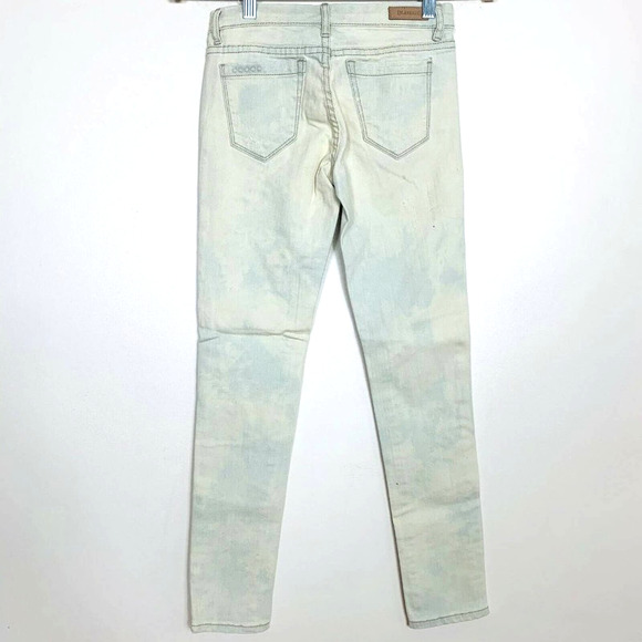 BLANK NYC Skinny Classique Eyelet Acid Wash Jeans size 10 - Picture 4 of 10